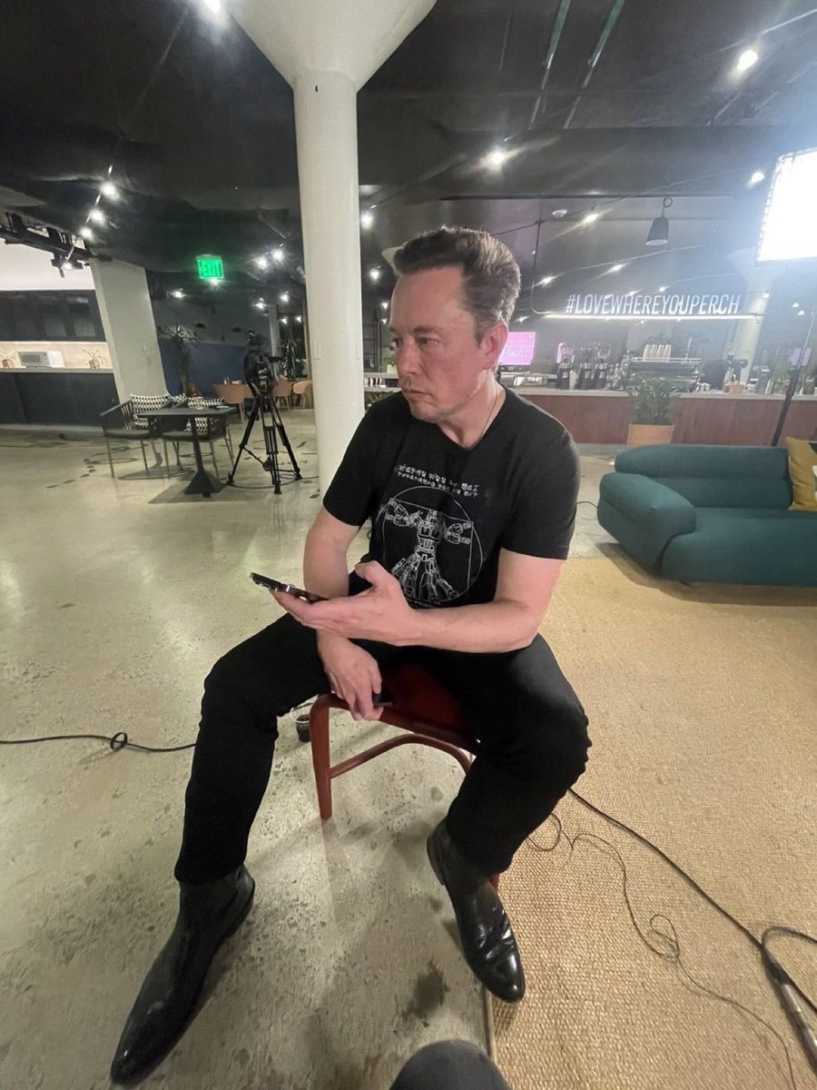 cb_doge's tweet image. Grateful to Elon Musk for buying Twitter and keeping truth &amp;amp; free speech alive.