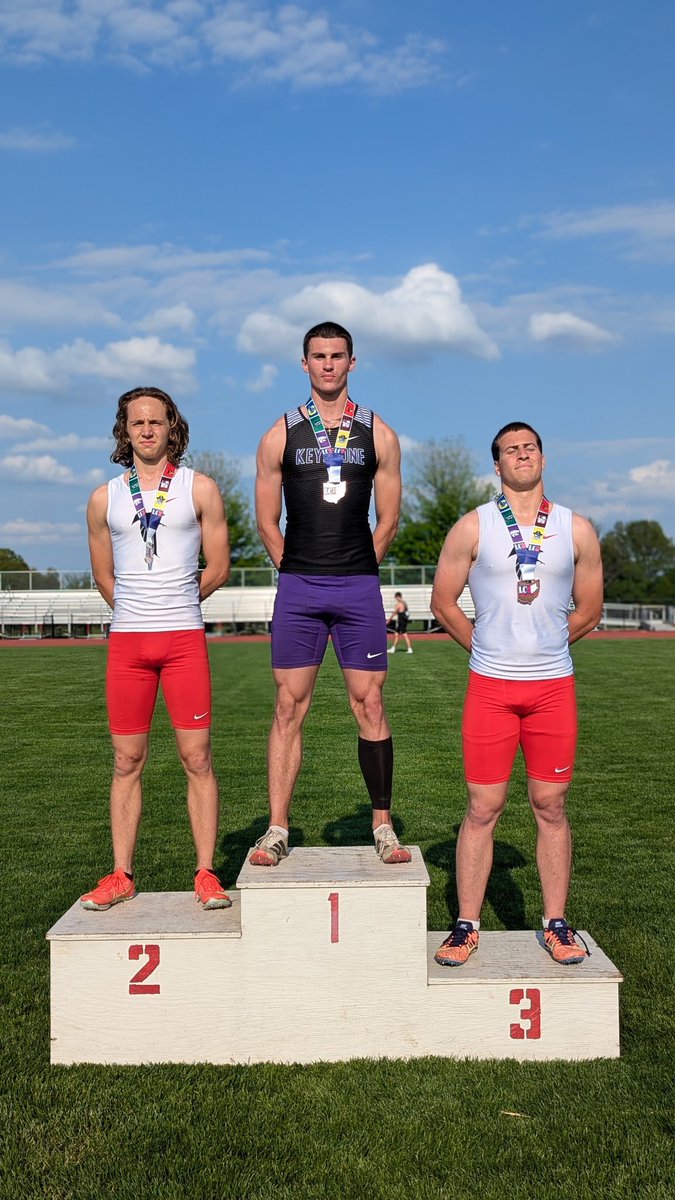 Grady Whitacre sets the school record in winning the 300H!!🥇