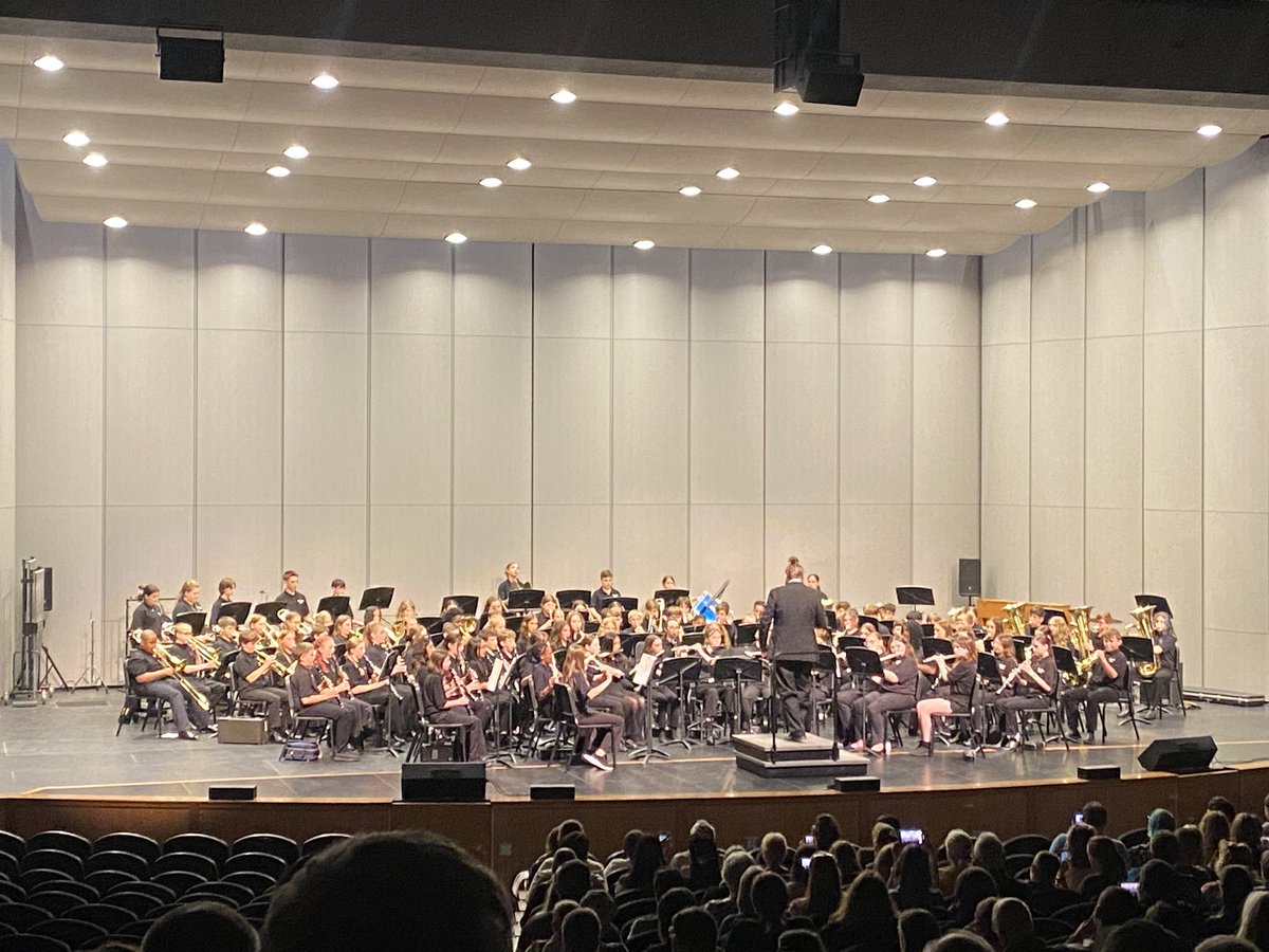 Dr_Maring's tweet photo. AMAZING how far @GLMSbands can take our group of sixth grade students who have never touched an instrument at the start of the year to playing cohesively by spring concert.  And that is why Ms. Chabitch is district band teacher of the year!  #glcsMS #gogulllake https://t.co/JVHcwfahY8