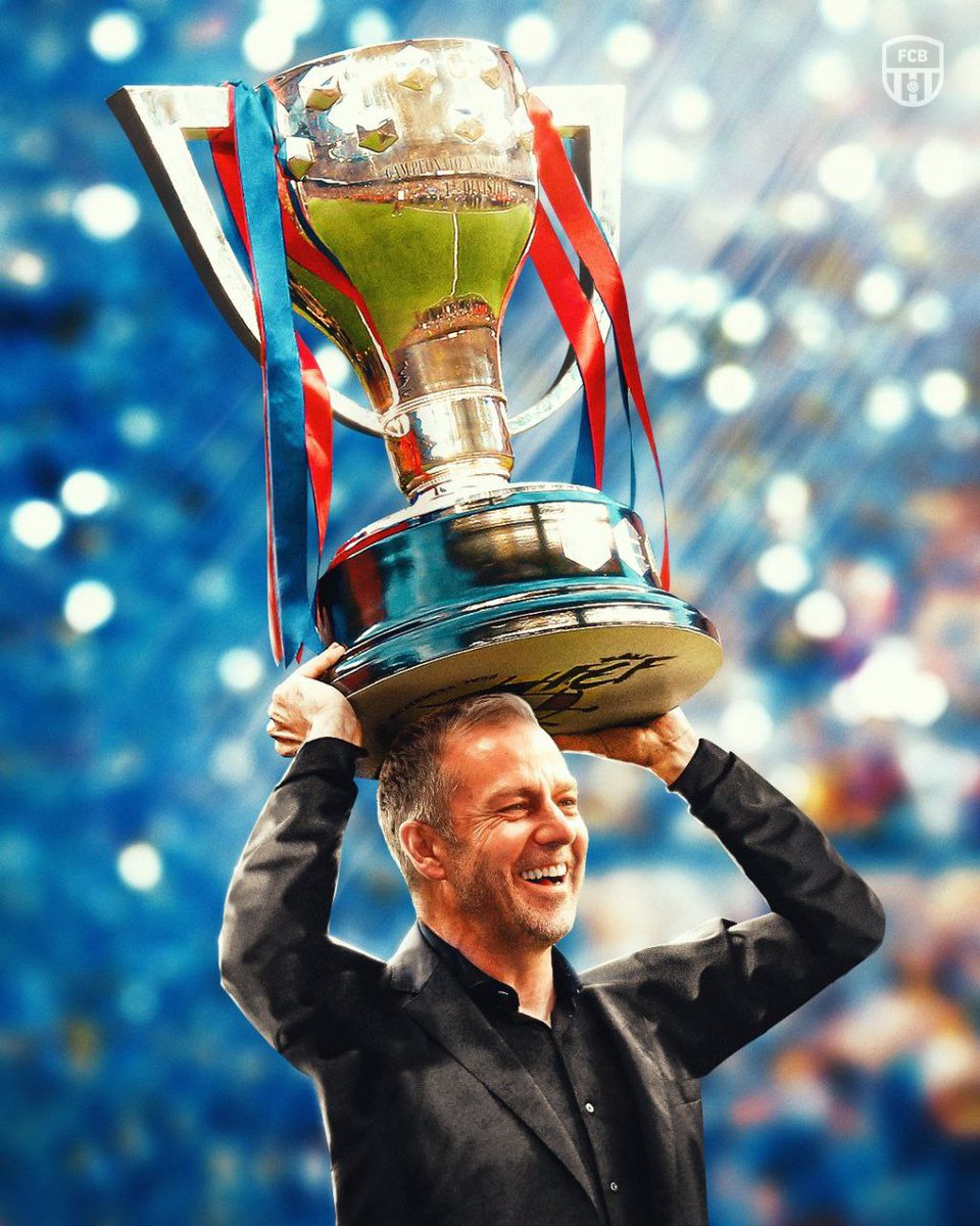 الجميع ظن ان برشلونه انتهى ويحتاج سنين حتى يعود ولكن أتى السيد هانز فليك وجعل من الجميع يخشون مواجهة برشلونه ويتمنون نهاية المباريات بفارق هدف او هدفين كل هذا في ظرف موسم واحد فقط .. شكرآ فليك شكرآ هانز