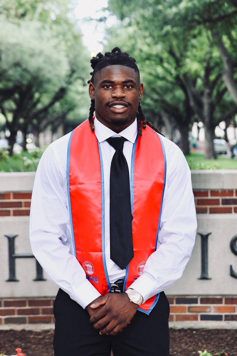 it_zaay's tweet image. I come from nothing thank God for putting the football in my hands and opening doors for me. #SMU #2025Grad