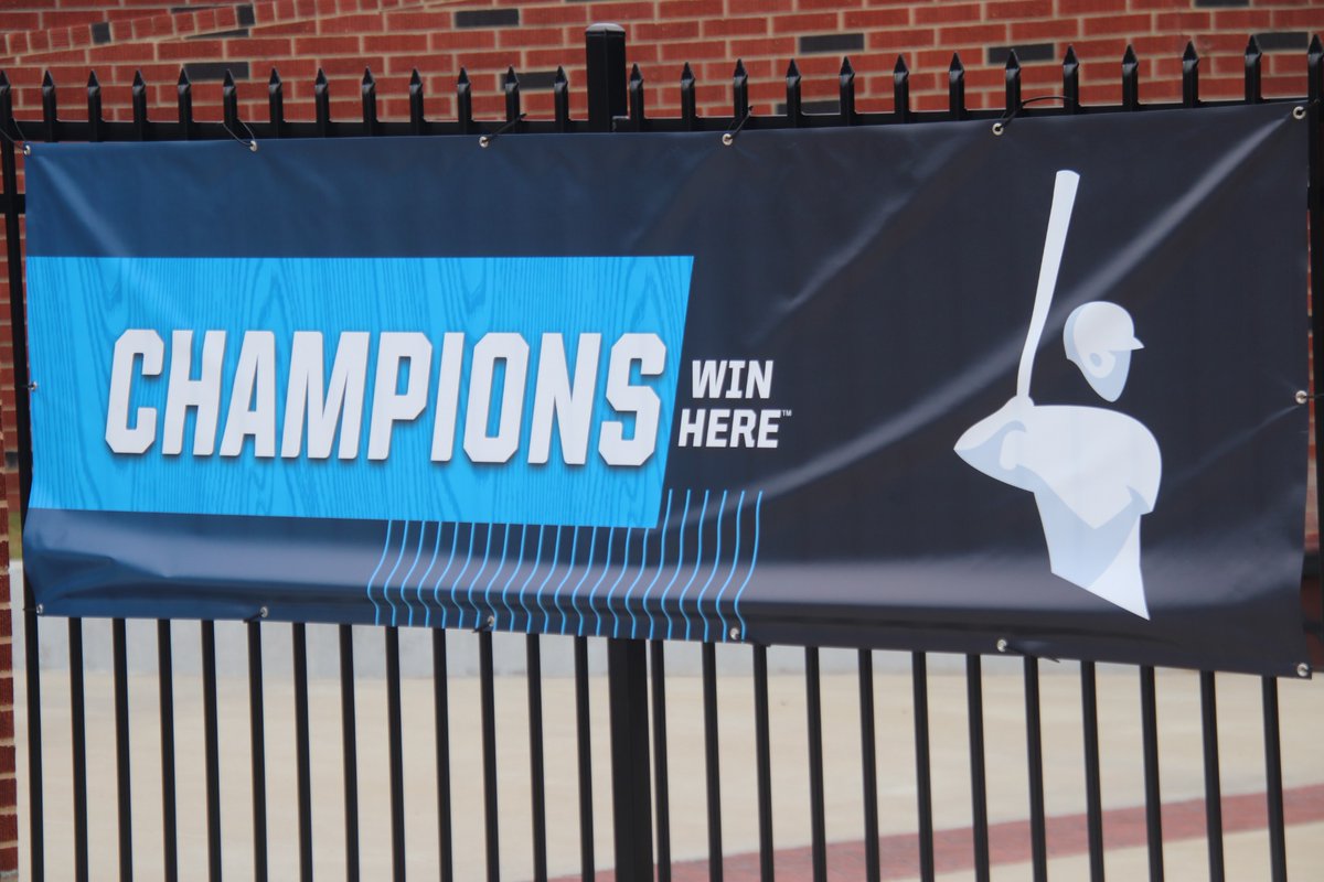 Hard work and smiles for <a href="/majorsBSB/">Millsaps Baseball</a> in the last practice before the NCAA Baseball Championship! 💪⚔️

📸 tinyurl.com/3jwbyv2x

#GoMajors