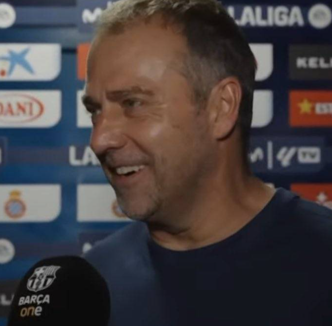 BarcaUniversal's tweet photo. Flick: "Now I can enjoy myself, during matches I'm always under stress... I'll be relaxed now." *laughs* https://t.co/eZ8QdhRFlJ