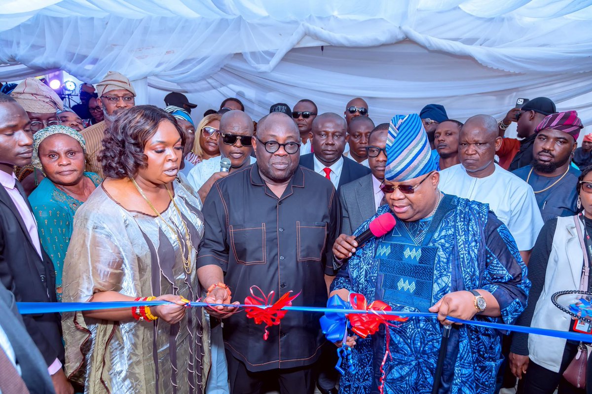 NewspaperBoss's tweet photo. Dele Momodu Unveils 5-Star Leadership Centre in Ibadan

https://t.co/E9BqQffWeG @DeleMomodu @AAdeleke_01 https://t.co/LARntiwbmK