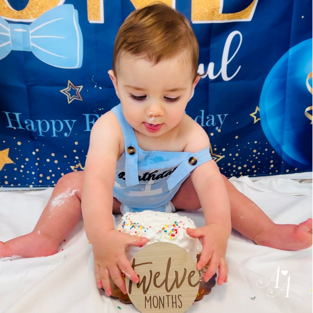 Thank you to Angel parents Dianna &amp; Miguel for sharing these photos of Isaías, who recently celebrated his first birthday! 💙