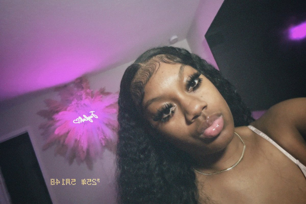 JAYLAH__'s tweet image. babbyyygirllllllllll 💕💕💕💕💕💕