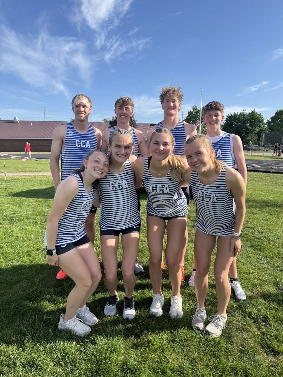 CCATFXC's tweet image. #CCATF @ SQM | 4x800m Relay

Both Girls &amp;amp; Boys finish 2nd, Auto Qualify!