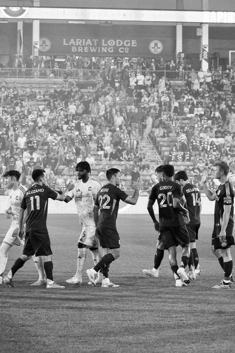 wednesdayaddamx's tweet image. some pictures I took when San Diego was in town :-)

so much fun

#Flowwithus #COLvSD #SDFC