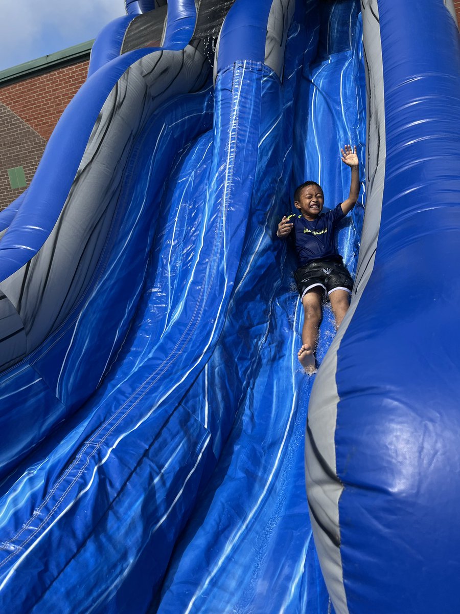 Mrs. Hall's Class tweet media