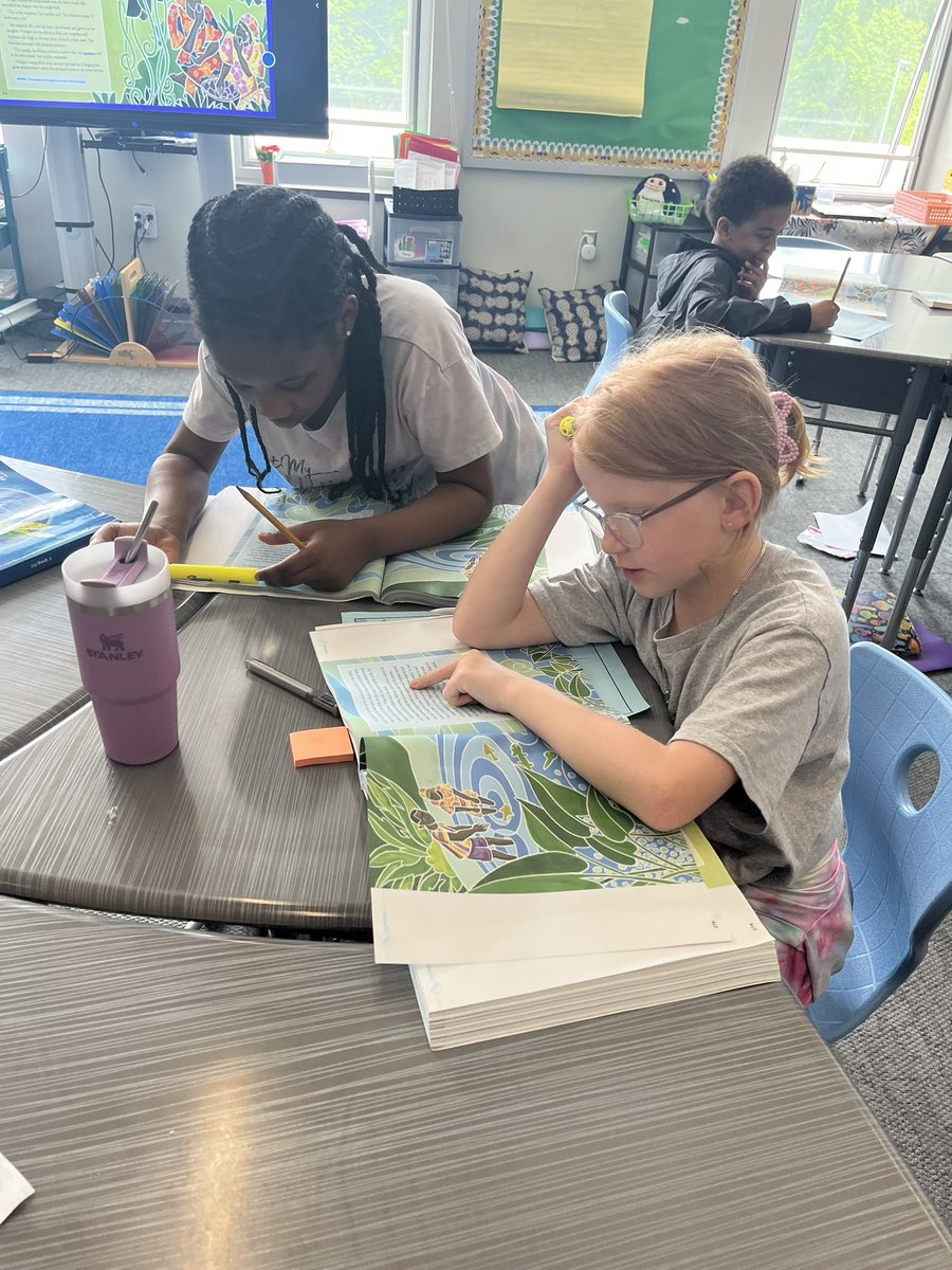 MrsStefanik99 (@mrsstefanik) on Twitter photo Clock buddies practicing monitoring and clarifying together today after MCAP <a href="/RossvilleElem/">RossvilleElementary</a> Clock buddies practicing monitoring and clarifying together today after MCAP <a href="/RossvilleElem/">RossvilleElementary</a>