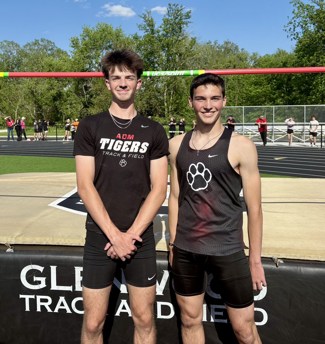ADMBoysTF's tweet photo. Kyler Chapman and Reid Kluesner both clear 6-02 in the High Jump to auto-qualify for State! 🎉
#IronSharpensIron https://t.co/hNDe4Dq5S3