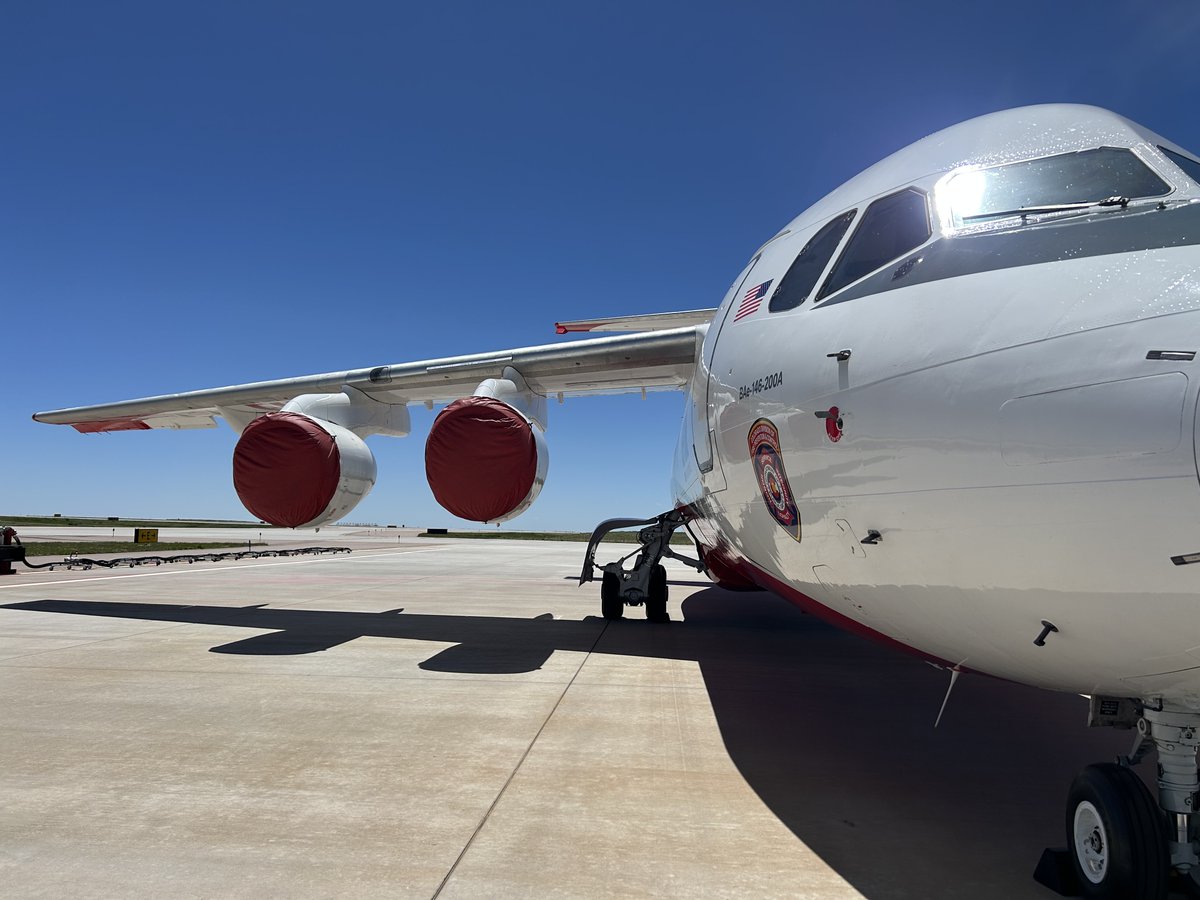 Tanker 03, a large air tanker (LAT) started its exclusive use contract with DFPC yesterday, May 15, for the 2025 season. The contract with Neptune Aviation Services is for 120 days and the aircraft will be based out of Colorado Springs. Those of you familiar with our aircraft may