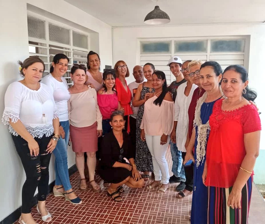 El Secretario de <a href="/AsambleaCuba/">Asamblea Nacional Cuba</a>🇨🇺, <a href="/HomeroAcostaA/">Homero Acosta Álvarez</a>, junto a directivos de comisiones permanentes de trabajo de la Asamblea Nacional del #PoderPopular y otros diputados desarrollan #VisitaParlamentaria a la provincia de #Holguín.