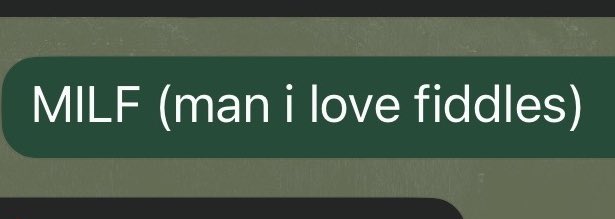 chloe 💫 tweet media