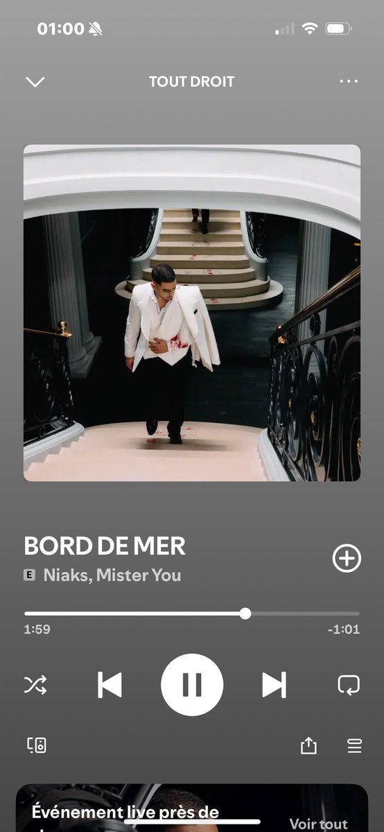mohlds_'s tweet photo. L’album à Niaks c fort sah https://t.co/YEsiGr2HvY