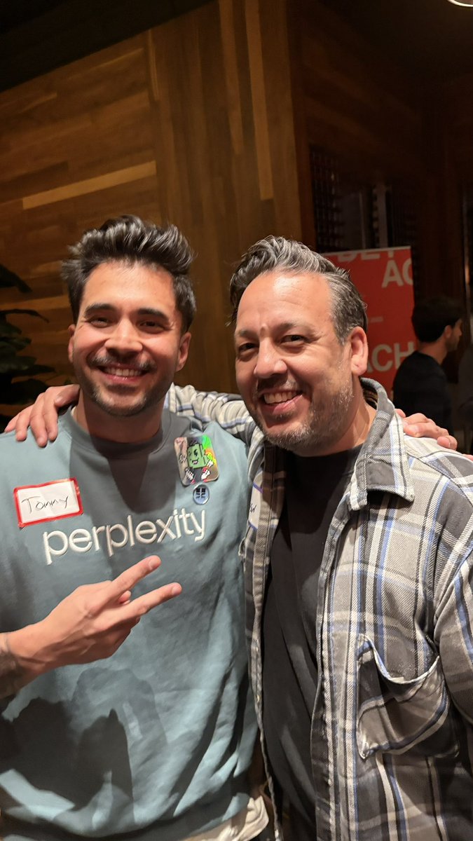 jasonlopez__'s tweet photo. Soaked up every bit this one. Too short, but exactly what I needed. Stoked to have met with so many (new and old); grateful for the hangs, friendships, and to finally connect IRL!

See you at next year’s @figma Config… ✌️ https://t.co/yES96KNSTB