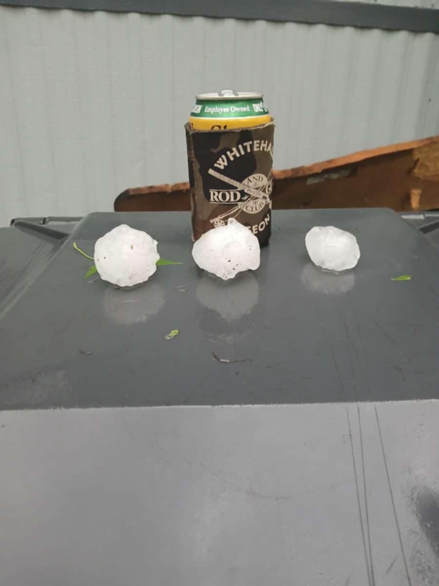 misstlacoy's tweet photo. Hey @ryanhallyall this was sent from my sister in law from Eau Claire, WI https://t.co/oBXdKszdO6