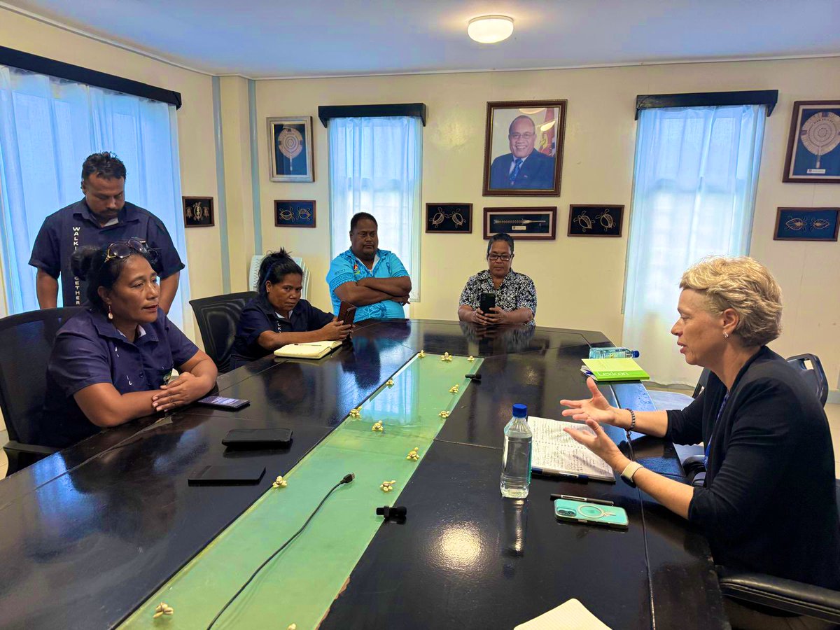 EU Ambassador to the Pacific, Barbara Plinkert spoke to the media about her visit to the country. Amb Plinkert emphasized that the EU is &amp; will remain a reliable ally of Kiribati on climate change, resilience, environment protection, ocean, human rights &amp; our shared values. 🇪🇺 🇰🇮
