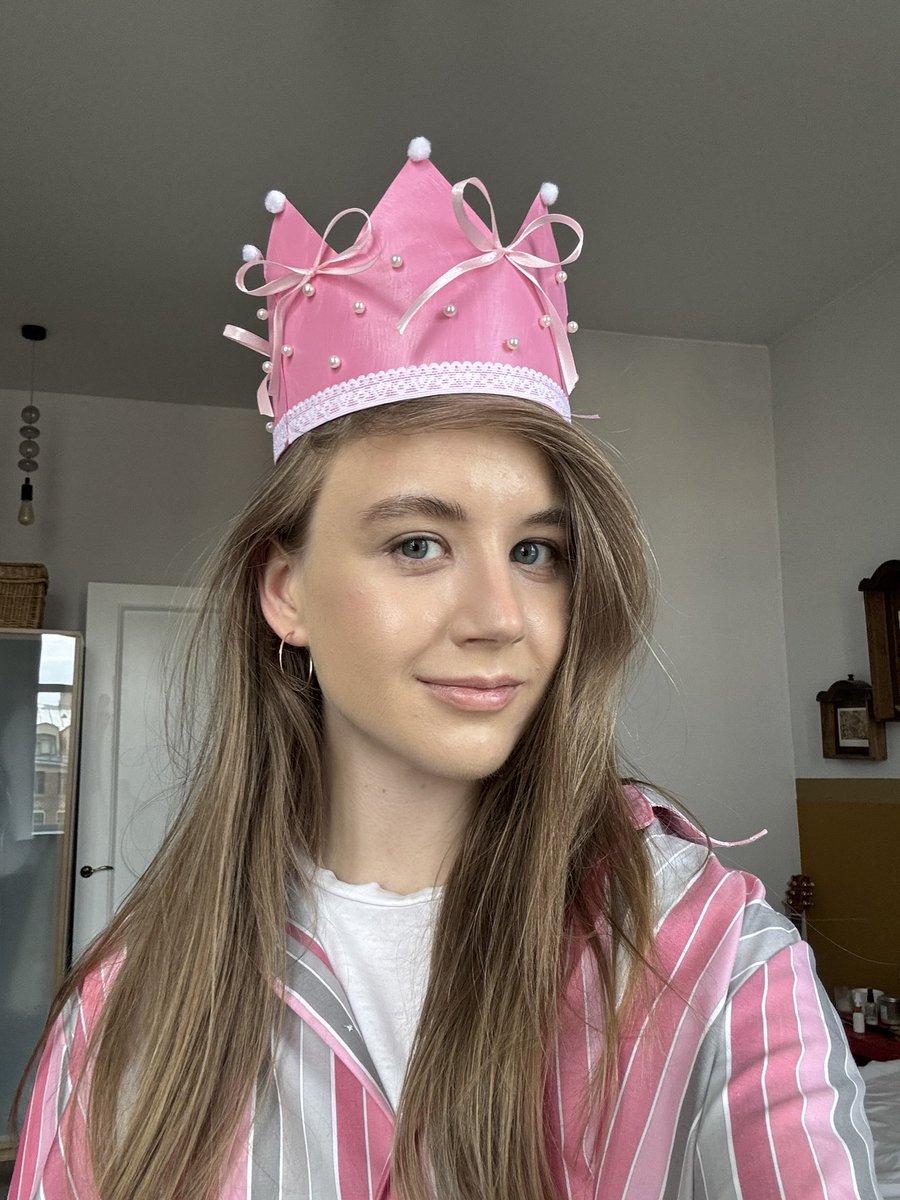 hey! I’m online in 15 mins💖