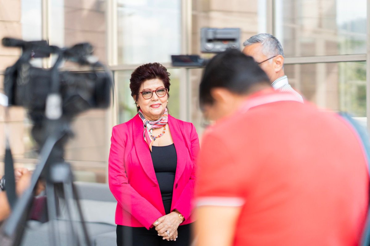 Hoy dimos un paso histórico en el <a href="/BCIE_Org/">BCIE</a> con el lanzamiento de la Red de Mujeres BCIE. Un espacio para impulsar el liderazgo, la equidad y el talento femenino en toda la región. ¡Juntas transformamos el desarrollo! #MujeresBCIE #LiderazgoFemenino