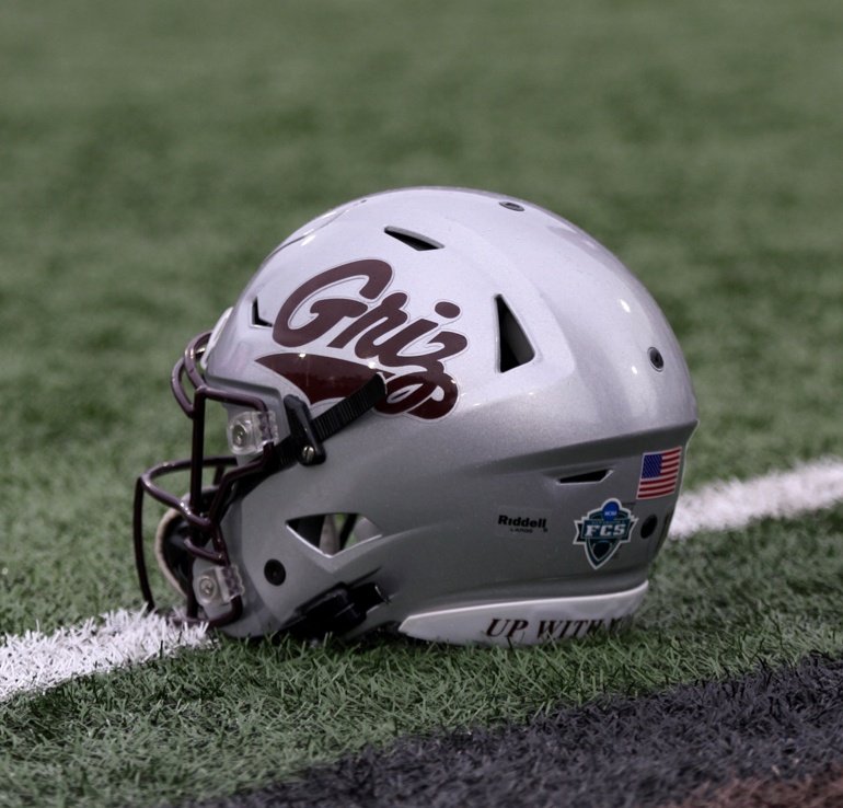 Ta'a Malu (@ta_amilo) on Twitter photo #AGTG After a great conversation with <a href="/coachcooperUM/">Roger Cooper</a> I am thankful to receive an offer from the University of Montana!! It was great to meet you Coach. Thank you <a href="/MontanaGrizFB/">Montana Griz Football</a> for believing in me! #GoGriz
<a href="/CoachMLinehan/">Mike Linehan</a> <a href="/GrizCoachGreen/">Justin Green</a> #AGTG After a great conversation with <a href="/coachcooperUM/">Roger Cooper</a> I am thankful to receive an offer from the University of Montana!! It was great to meet you Coach. Thank you <a href="/MontanaGrizFB/">Montana Griz Football</a> for believing in me! #GoGriz
<a href="/CoachMLinehan/">Mike Linehan</a> <a href="/GrizCoachGreen/">Justin Green</a>