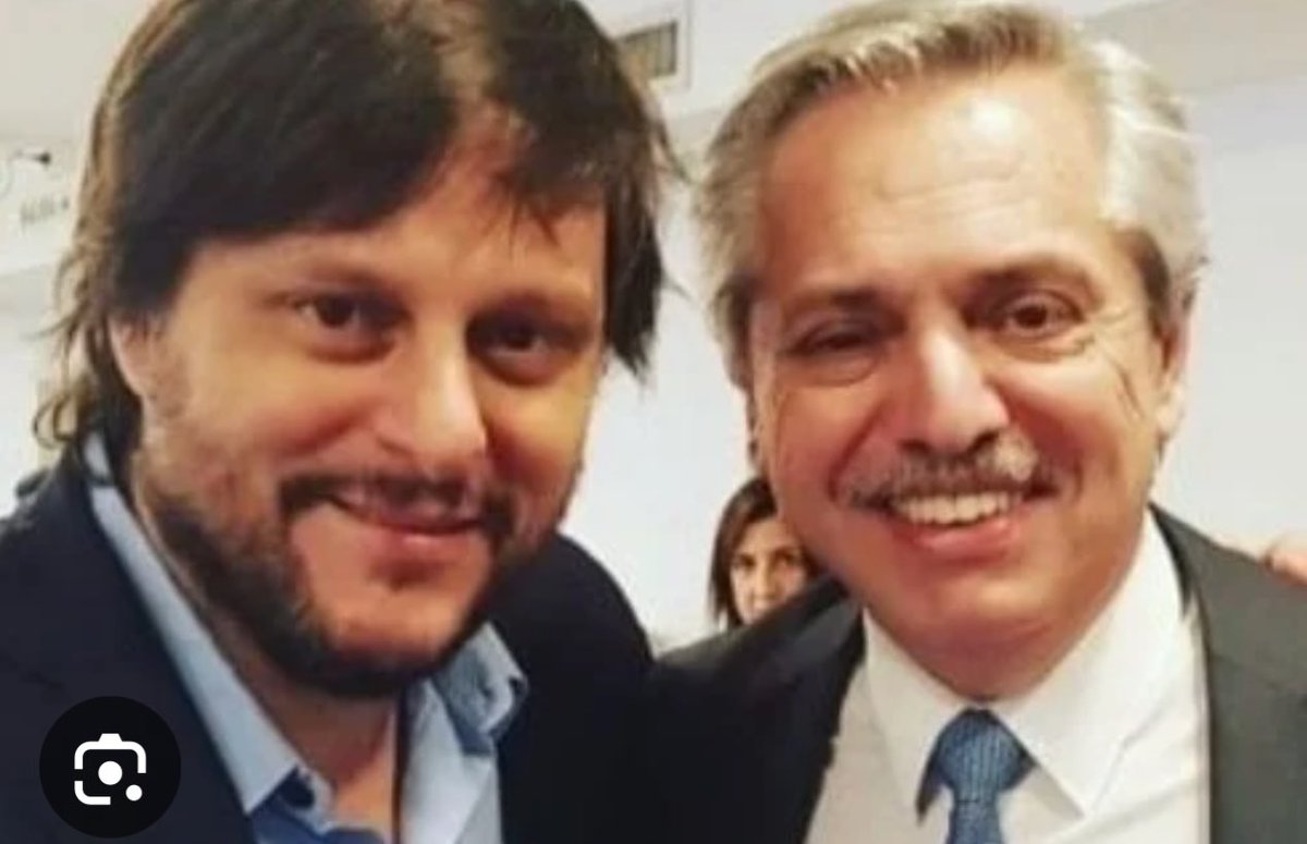 Te acordas de la campaña de Alberto y sus buenos modales ?
Fíjate quien hace lo mismo…
Memoria