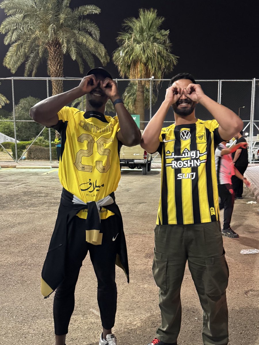 AMORIMSH's tweet photo. @iamDaniloP Thank you Danilo 💛💛💛💛💛💛💛💛💛💛💛💛💛💛💛💛💛💛💛💛💛💛🏆🏆🏆🏆🏆🏆🏆🏆🏆🏆🏆 https://t.co/xjDuGPFksu