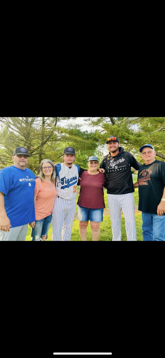 Dion Felger tweet media