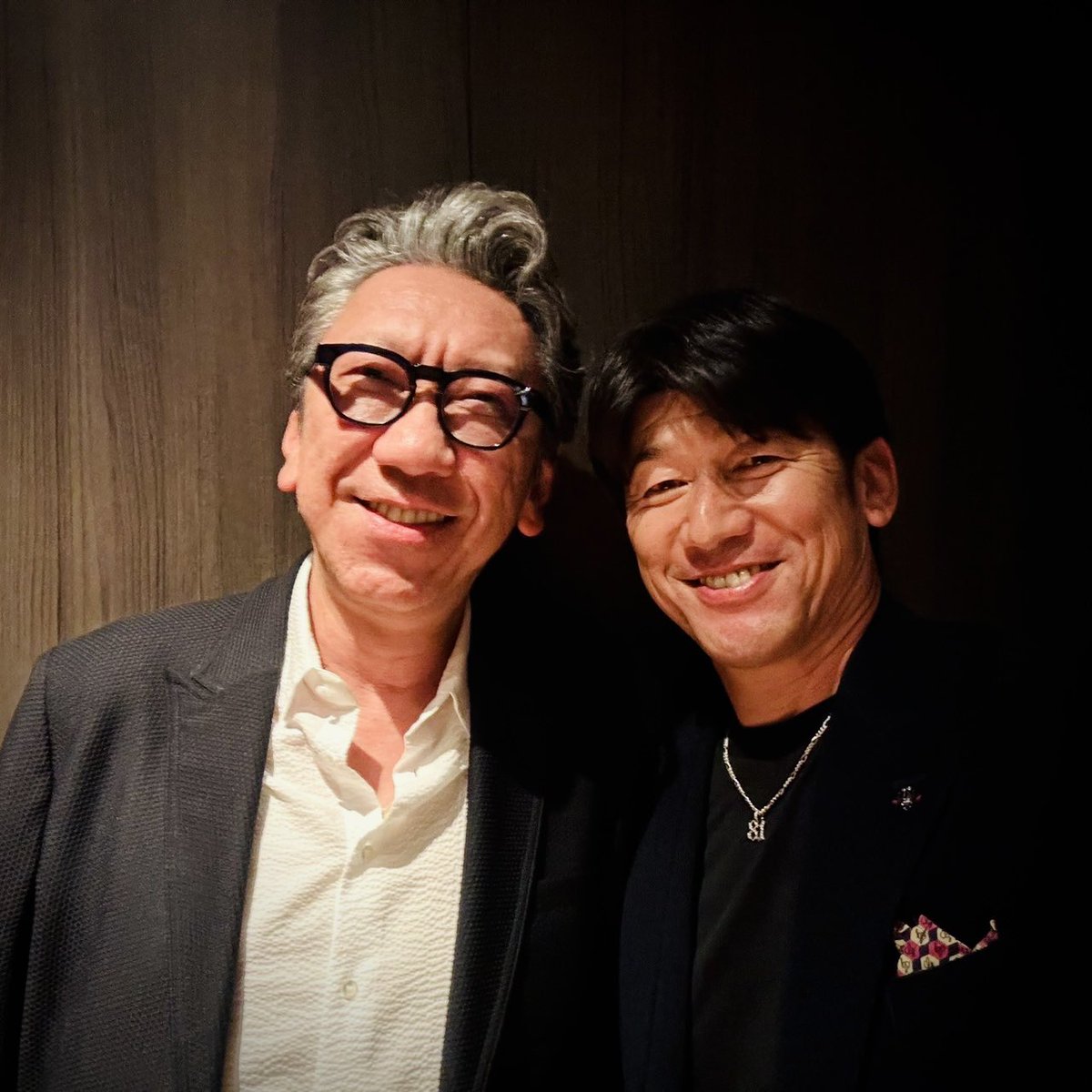 横浜DeNAベイスターズの三浦監督とディナー。野球と音楽。戦う世界は違っても心優しきジェントルマンとの会話は尽きず時間を忘れて意気投合。楽しかった！今年も応援しています。ヨロシク！

<a href="/ydb_yokohama/">横浜DeNAベイスターズ</a> 

#布袋寅泰 #三浦大輔 #横浜denaベイスターズ