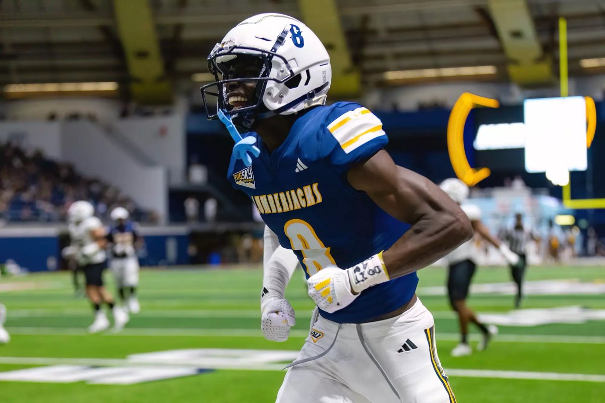 After a great conversation with <a href="/TimRoschmann/">Tim Roschmann</a> I am blessed and honored to receive an offer from Northern Arizona University!! <a href="/NAU_Football/">NAU Football</a> <a href="/jason247scout/">Jason Jewell</a> <a href="/FootballBrophy/">Brophy Football</a> <a href="/BrophyAthletics/">Brophy Athletics</a> #AGTG #BST