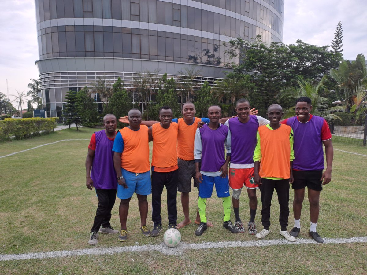 FPIkotEkpene's tweet photo. Day 4 of Associate Appreciation Week!
The teams hit the pitch for a football face-off, bringing their A-game and big energy.
More games, more laughs, more points on the board as the week winds down.
#AAW2025 #BeginBelongBecome #BeYou #FourPointsIkot https://t.co/0DStn6aFL5