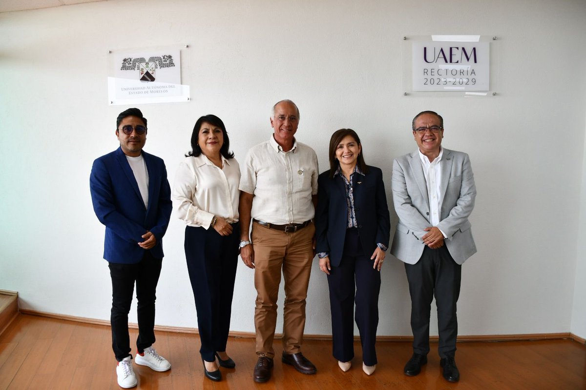 uaemorelos's tweet photo. La rectora deUAEM, Viridiana Aydeé León Hernández, @vaydee sostuvo esta tarde una reunión de trabajo con el titular de la Secretaría de Infraestructura del Gobierno del Estado de Morelos, Adolfo Barragan Cena https://t.co/lC9bG54MoF