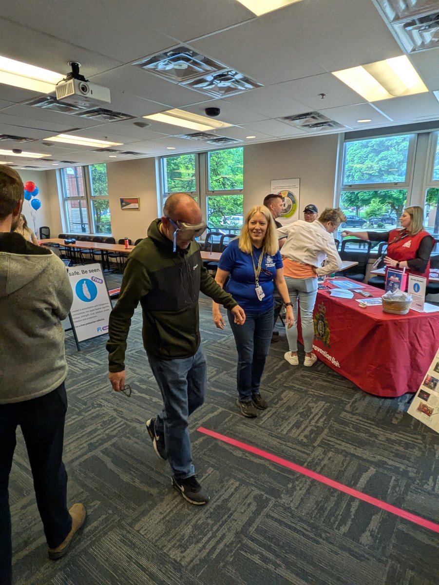 As part of #NationalPoliceWeek, we hosted <a href="/YourMapleRidge/">City of Maple Ridge</a> staff from other departments to give them an inside look at our services. Staff enjoyed learning about our operations and some of the tools and resources employed by our officers and staff. Thanks to all who attended.