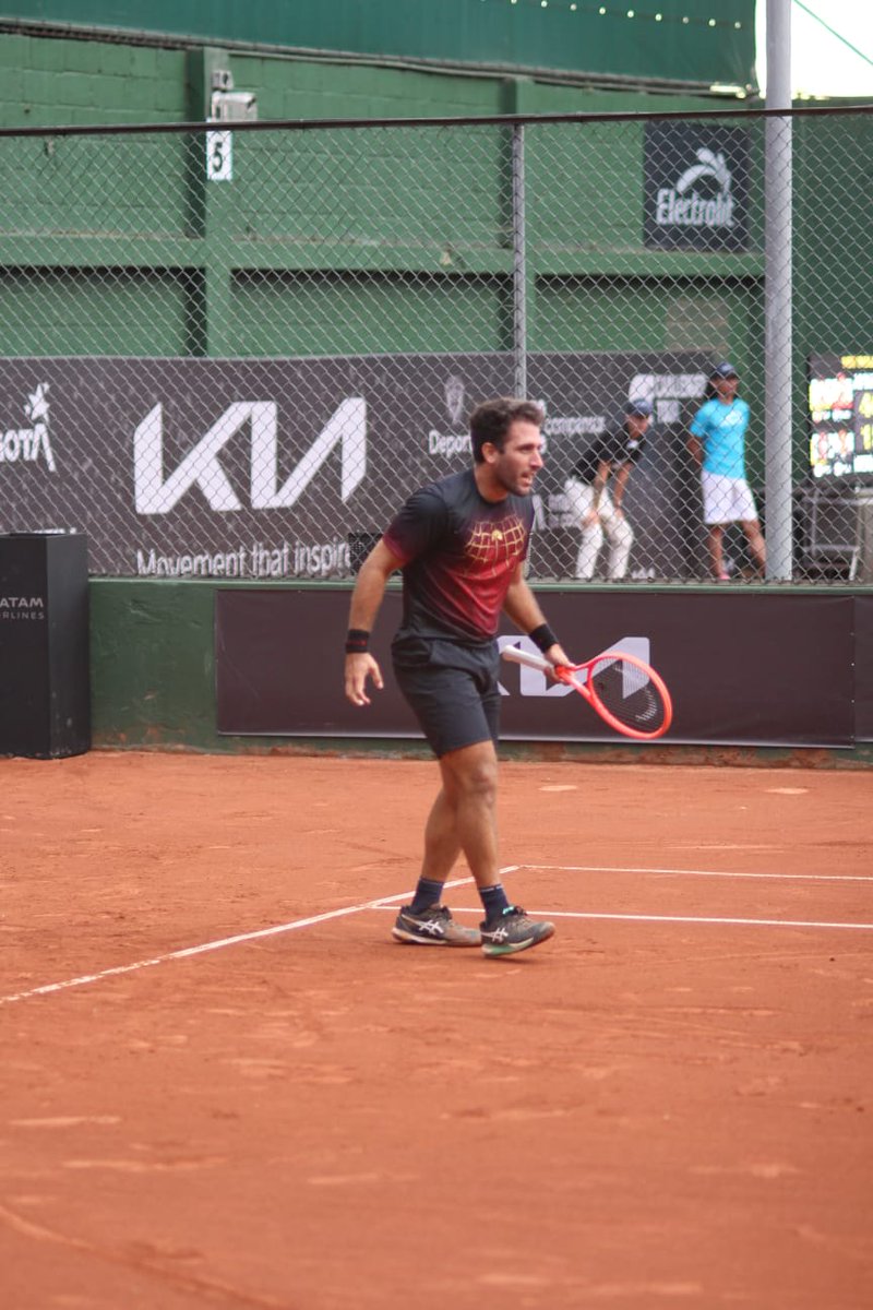 Tenisports's tweet photo. 🎾 Challenger de Bogotá 
Cuartos de Final
@hernocasanova venció al checo Kolar por 4-6, 6+3 y 6-1.
Es la 4ta semifinal de su carrera
La anterior, Lima 2024 https://t.co/zYvYau9DeB