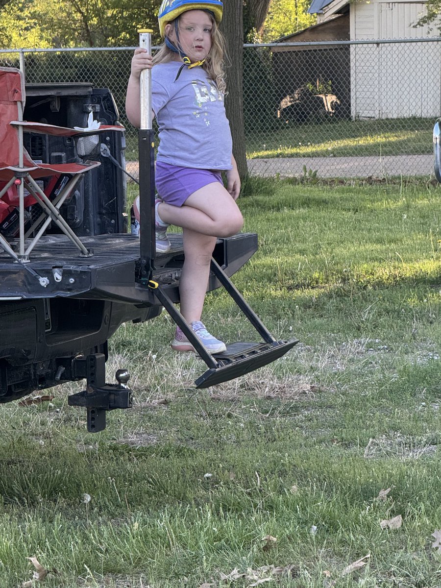 Had my granddaughter out helping me pick up sticks at the Arena. Remember we’re only a few months away from the Wahoo PRCA Rodeo. Y’all come join the fun.