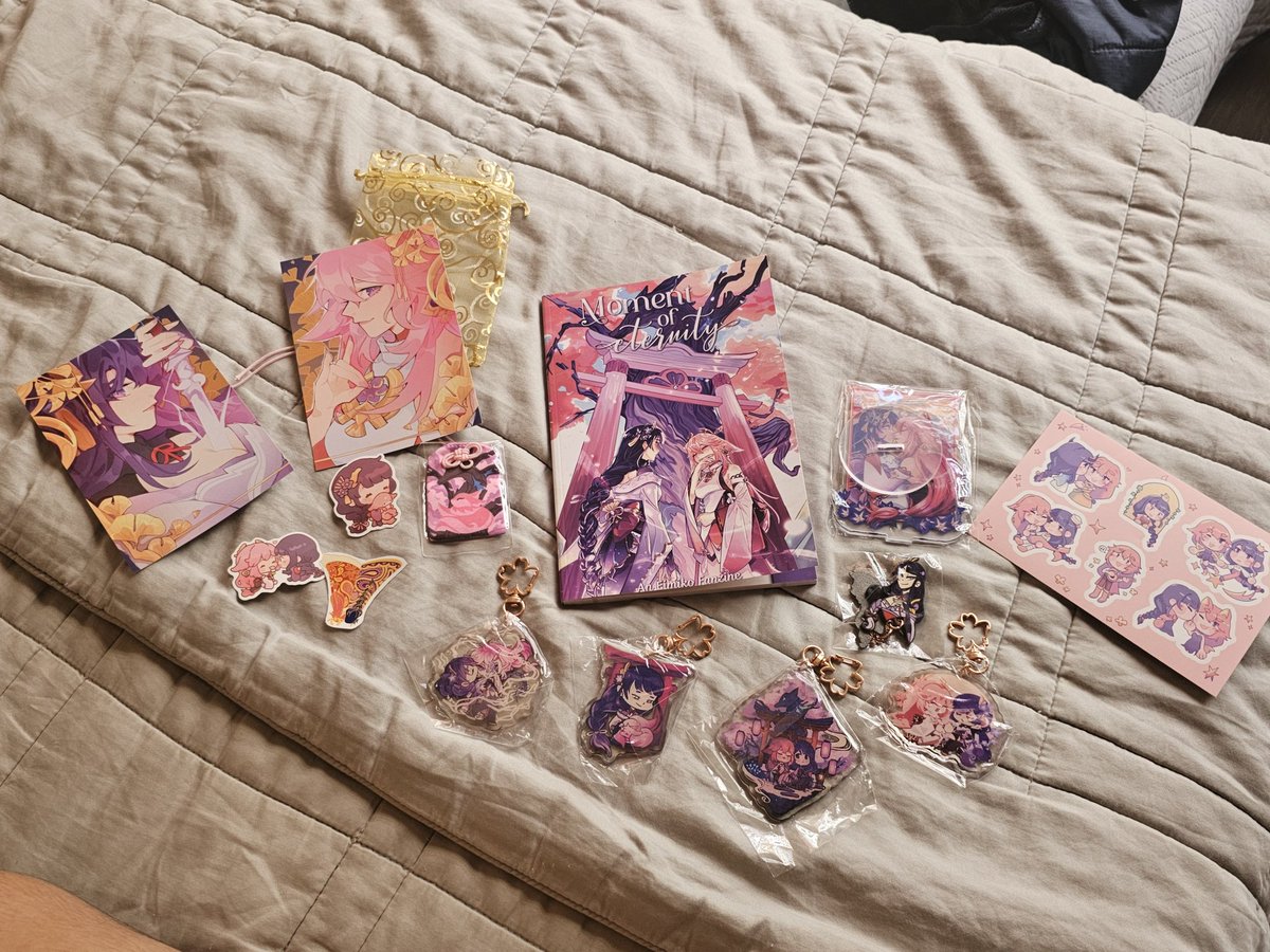 eggzumii's tweet photo. took a while but one can patiently wait for even eternity ~

my @eimikozine arrived + loved seeing my page in person 💕 https://t.co/tO7EuyrW7g