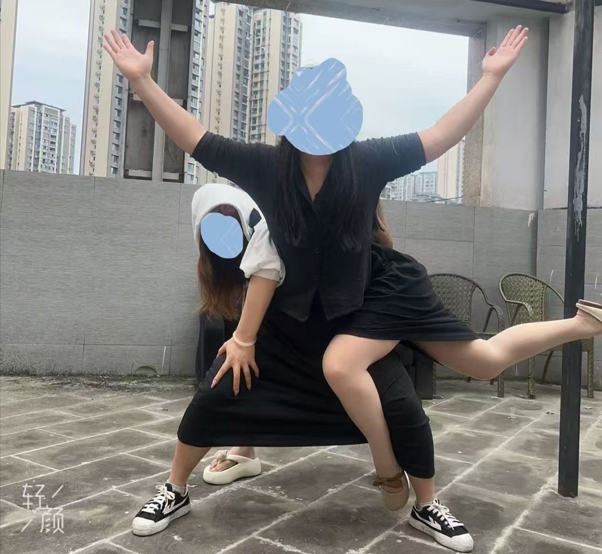 juneloveN's tweet photo. 粉随正主，还是我lmsy厉害
这个下盘是真的稳

HARMONY SECRET 1st DEAL

#FittingHarmonySecret
#ลูกหมีซอนญ่า #LMSY https://t.co/LkJ6YdjYU7