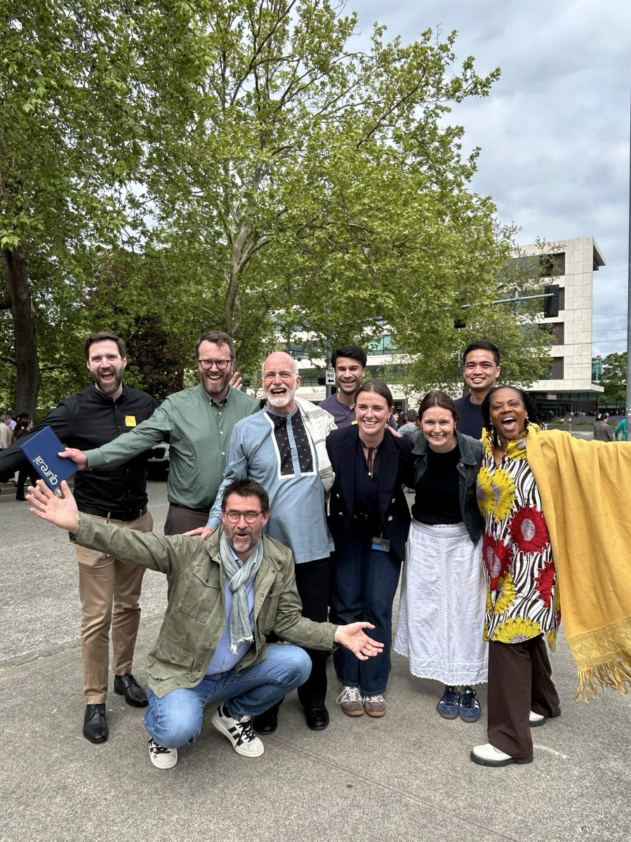 EsteeTorok's tweet image. Heading home after a wonderful visit to Seattle, catching up with colleagues and celebrating 25 years of the @gatesfoundation
