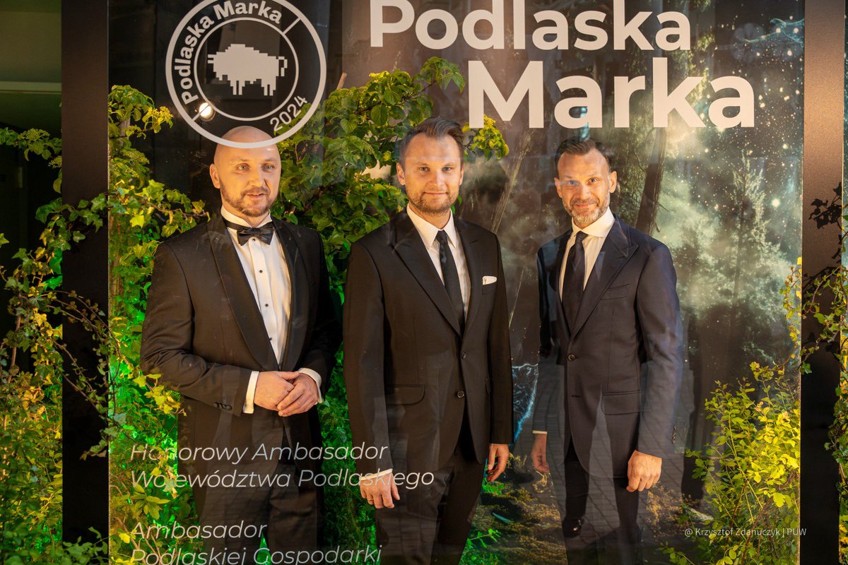 PodlaskiUW's tweet photo. Po raz 21. kapituła konkursu #PodlaskaMarka wybrała produkty, inicjatywy, instytucje i osobistości, które mogą pełnić rolę ambasadorów naszego regionu nie tylko w kraju, ale i za granicą. 
W uroczystej gali finałowej plebiscytu w @OiFP wziął udział wojewoda @brzozowskij. https://t.co/AYHNZuezYl