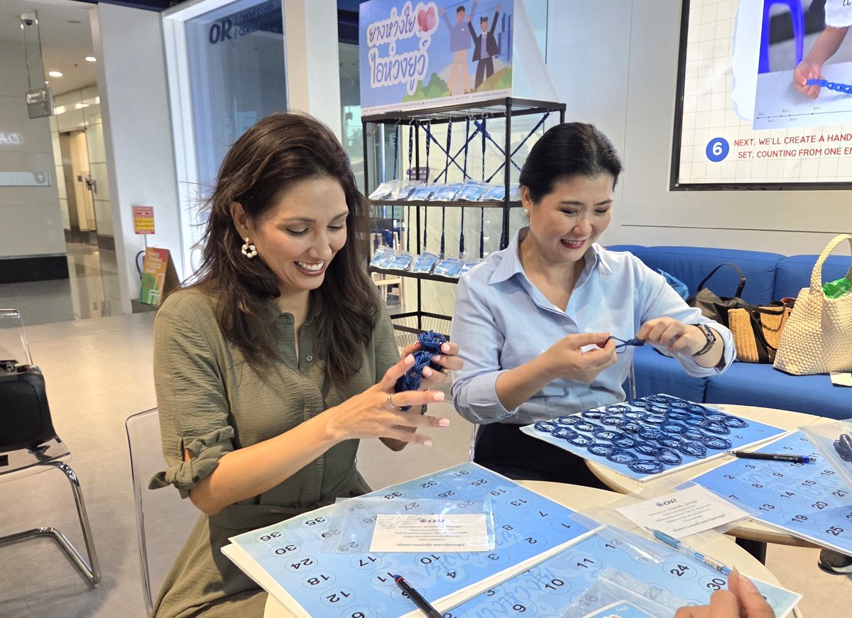 doirta_'s tweet photo. เมื่อวันที่ ๑๕ พฤษภาคม ๒๕๖๘
คุณพิชาภรณ์ วงศ์ศรี ประธานสมาคมแม่บ้านทหารบก สาขากรมข่าวทหารบก พร้อมด้วยสมาชิกสมาคมแม่บ้านทหารบก สาขากรมข่าวทหารบก ได้นำคณะคู่สมรสผู้ช่วยทูตทหารต่างประเทศ ประจำประเทศไทยจาก ๗ ประเทศ ได้เข้าร่วมกิจกรรมจิตอาสา ร่วมทำยางยืดเหยียด
https://t.co/lQPX1PR6tI https://t.co/AEM4DqevCM
