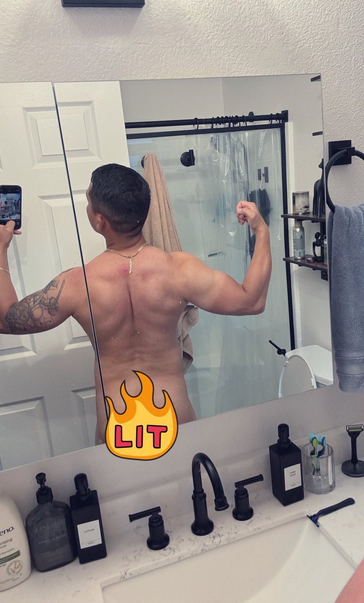 Randolf91157816's tweet photo. Back check 🥵🍑 https://t.co/dEsVL0Rl5K