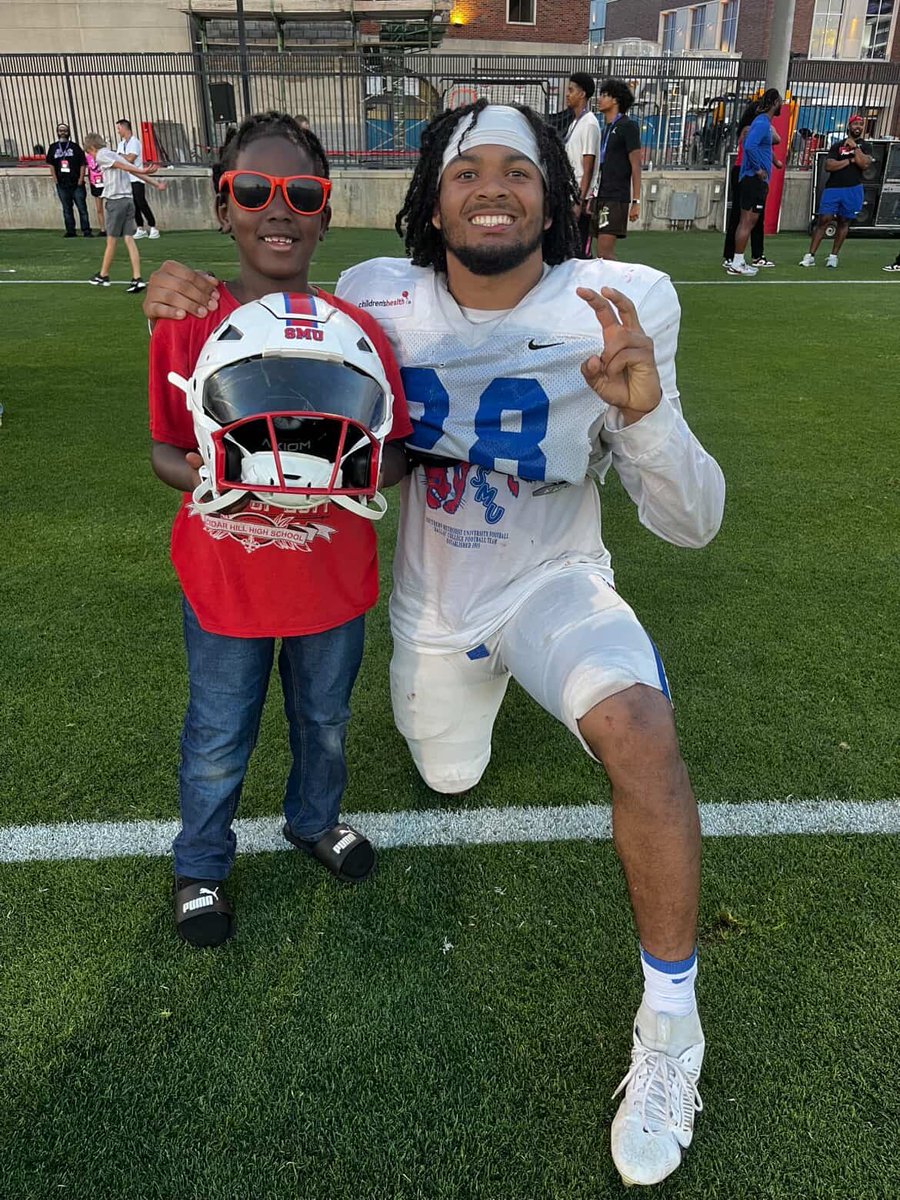 BrandonBooker31's tweet photo. Visit https://t.co/Kbqz0yfxXJ Be
Great to See You at Mustang FB Camp! @SMUFB @TheBoulevardNIL https://t.co/lo4zVDsMsG