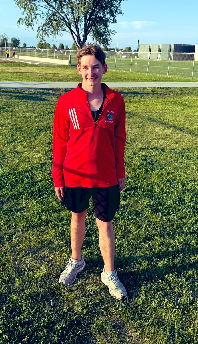 Evan Brennan takes home 1st place in both the 400M dash and 800M run ambulatory division. He ran 1:30.02 and 3:19.66 respectively. Setting new school records in both events and qualifying for the state meet in Des Moines.