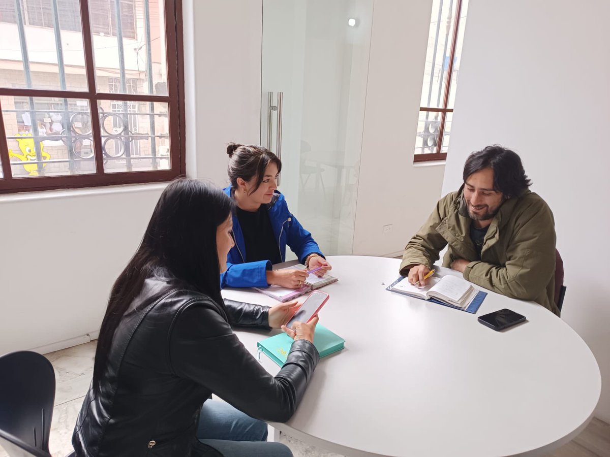 riobamba's tweet photo. Mantuvimos una reunión con la vocal de la Junta Parroquial de #Lican con el objetivo de planificar el desarrollo, fomento y promoción turística en base a las festividades que se celebrarán por sus 163 años de parroquialización https://t.co/5Vvd8lvnpF
