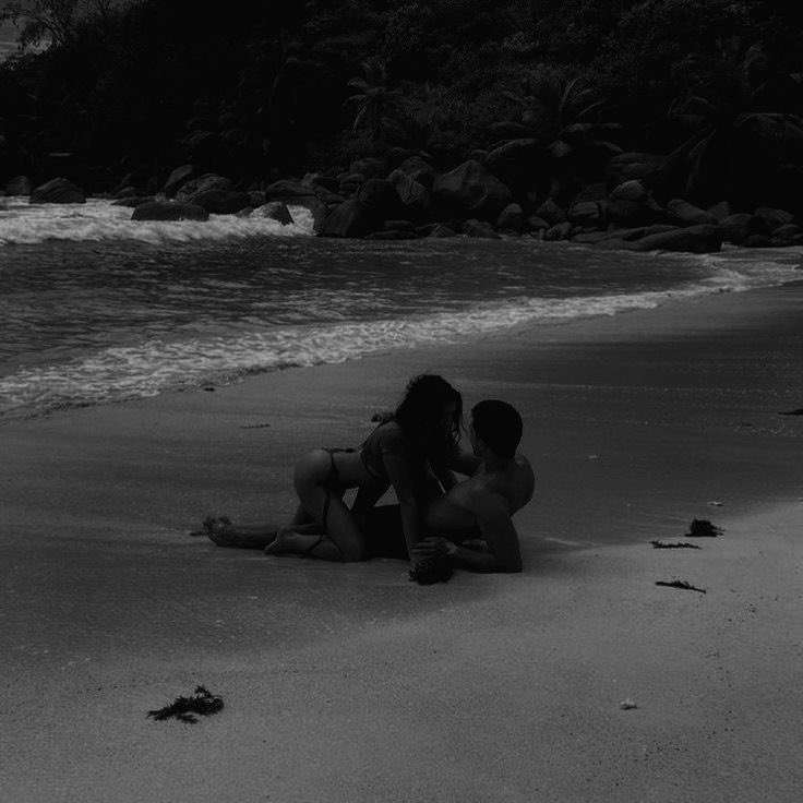 onlyjadior's tweet photo. you &amp; him this summer https://t.co/9LEbrKgpxb
