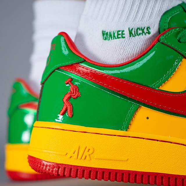 fullress's tweet photo. 【国内 2025年 5/22 発売】
「Lil Yachty/リル・ヨッティ」× NIKE AIR FORCE 1 “Lucky Green/Mystic Red” (ナイキ エア フォース 1 “ラッキーグリーン/ミスティックレッド”) [IH4383-300]

・SNKRS 5/22 9:00~

>> https://t.co/1CQyqGQPSM https://t.co/TcnbtmH7pm