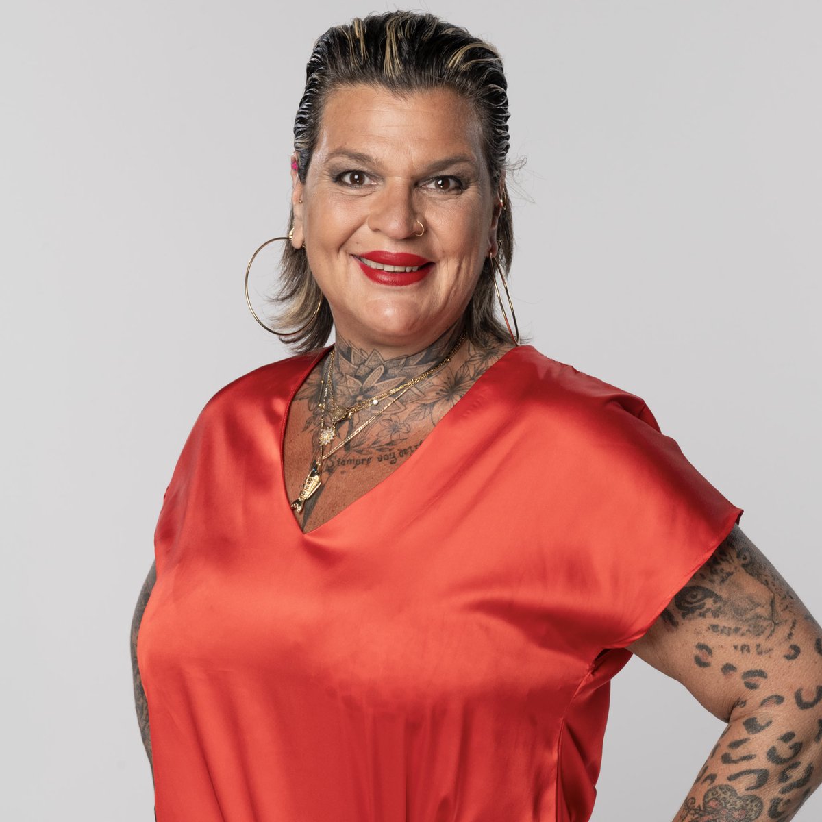 gh_trivia's tweet photo. 🔥 ¡SE PICÓ! 🔥

¿De qué lado estás? 

🔁 LUZ 

❤️ SANDRA 

#GranHermano https://t.co/uCKamSIWxQ