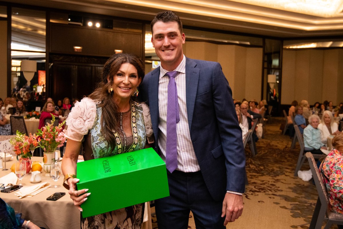 MarioLemieuxFdn's tweet image. Grazie to all who joined us for the Austin’s Playrooms Lunch &amp;amp; Fundraiser today! With an Amalfi Coast-inspired afternoon full of generosity &amp;amp; heart, you helped make this event bellissimo in every way. Together, we’re building comfort, connection &amp;amp; care where it’s needed most. 💛