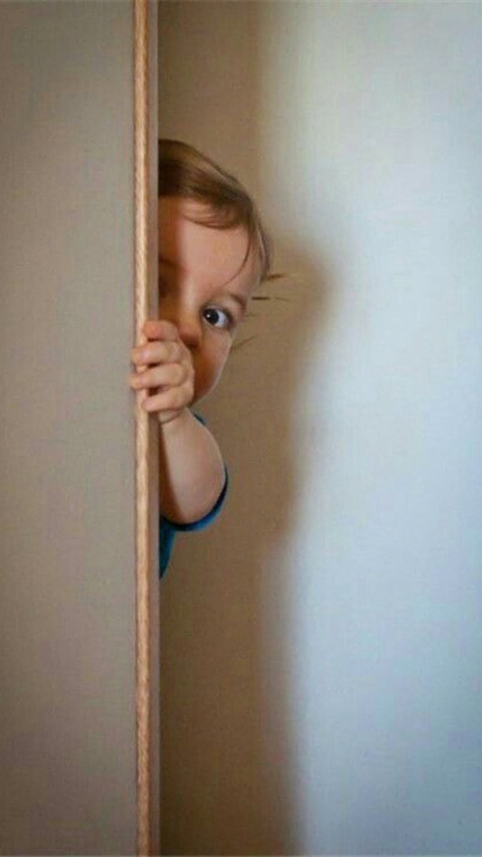 its_Sukh21's tweet photo. Peek-a-boo, I see you! 👀 #CuriousKid #LittleExplorer #BabyFun https://t.co/FhgVz4BDyN