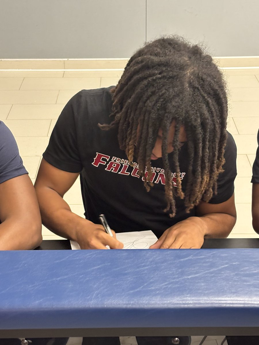 Coach Crosby (@mcrosbymelvin) on Twitter photo Congratulations to <a href="/EmanuelCrosby1/">Emanuel Crosby</a> on his commitment to further his athletic and academic career <a href="/FriendsUXCTF/">Friends University T&F/XC</a> ! #talonsup <a href="/EmanuelCrosby1/">Emanuel Crosby</a> Congratulations to <a href="/EmanuelCrosby1/">Emanuel Crosby</a> on his commitment to further his athletic and academic career <a href="/FriendsUXCTF/">Friends University T&F/XC</a> ! #talonsup <a href="/EmanuelCrosby1/">Emanuel Crosby</a>